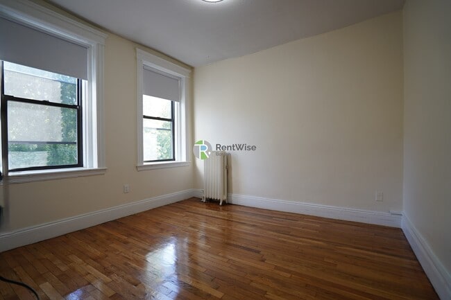1156 Commonwealth Ave in Boston, MA - Building Photo - Building Photo