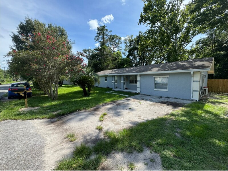 2624 NE 2nd Ave in Ocala, FL - Building Photo