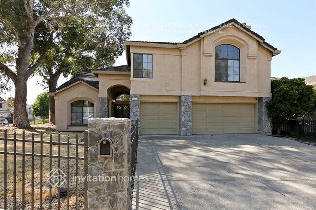 property at 4488 Buckskin Dr