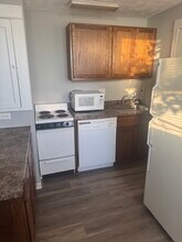 4907 Capitol Ave, Unit 2 in Omaha, NE - Foto de edificio - Building Photo