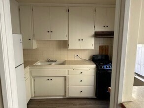 1481 Alvira St, Unit Apartment 3 in Los Angeles, CA - Foto de edificio - Building Photo