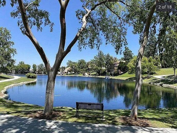 4642 Park Granada, Unit 163 in Calabasas, CA - Foto de edificio