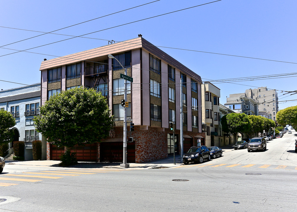 499 Walnut St in San Francisco, CA - Building Photo