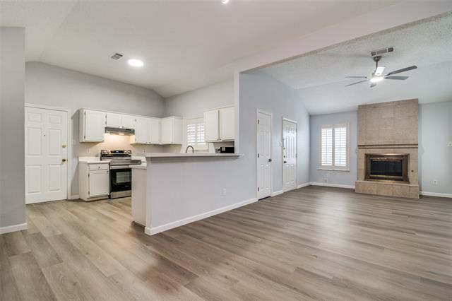 1816 Lombard St in Garland, TX - Building Photo