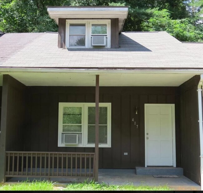 417 N Country Club Dr Rentals in Cullowhee, NC