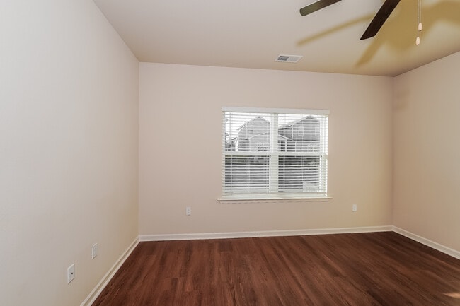 6048 Rainbow Row in Pell City, AL - Building Photo - Building Photo