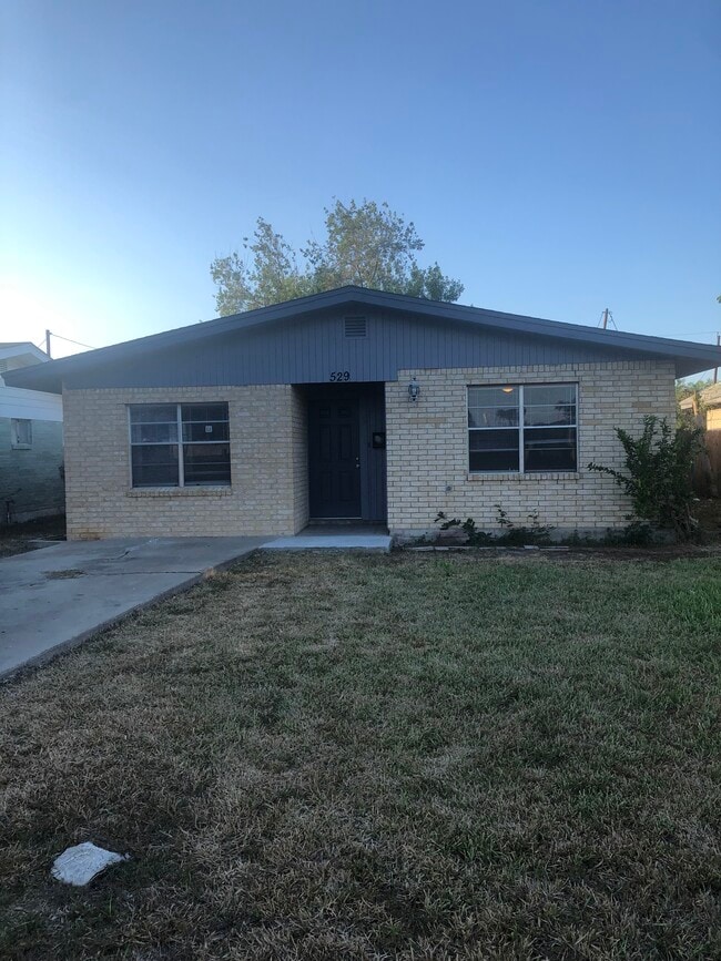property at 529 E Williamson Ave
