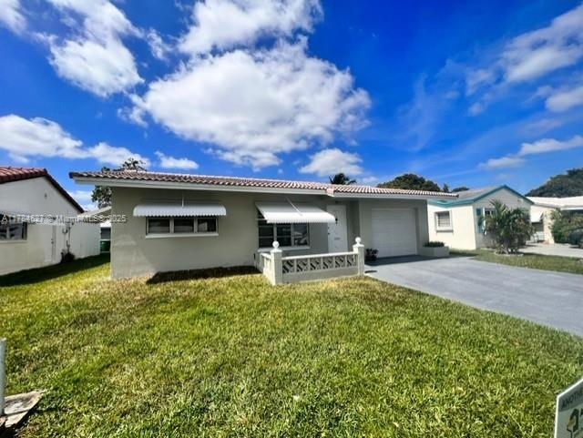 5721 NW 84th Terrace in Tamarac, FL - Building Photo