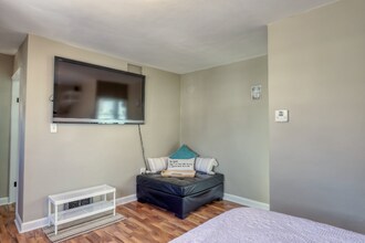 2542 S Austin St in Milwaukee, WI - Building Photo - Building Photo