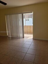 10330 N Military Trl in Palm Beach Gardens, FL - Building Photo - Building Photo