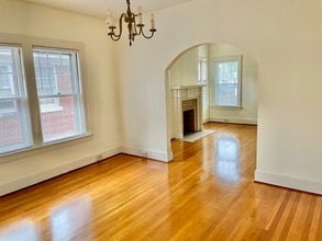 1326 Fontaine Rd in Lexington, KY - Building Photo - Building Photo