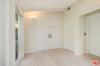 1200 El Hito Cir in Los Angeles, CA - Building Photo - Building Photo