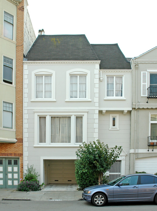 2515-2517 Chestnut St in San Francisco, CA - Building Photo