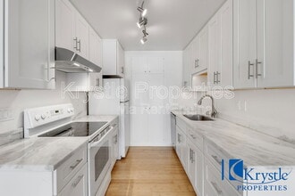 27 Forest Ln in San Rafael, CA - Building Photo - Building Photo