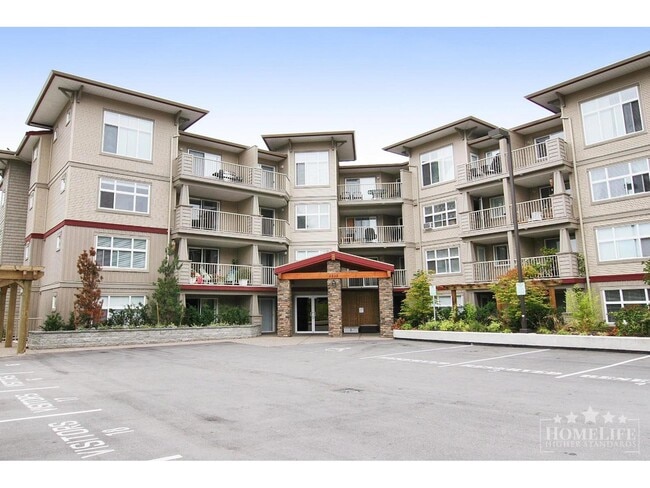 property at 2515 Park Dr