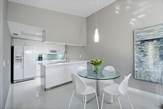 119 Waterside Dr, Unit 119 in Hypoluxo, FL - Building Photo - Building Photo