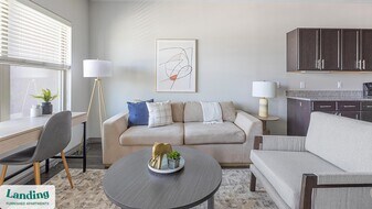 650 S Main St in Fort Worth, TX - Building Photo