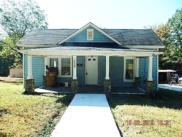 property at 709 W Main St