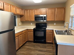 12906 Trade Port Pl in Riverview, FL - Building Photo - Building Photo