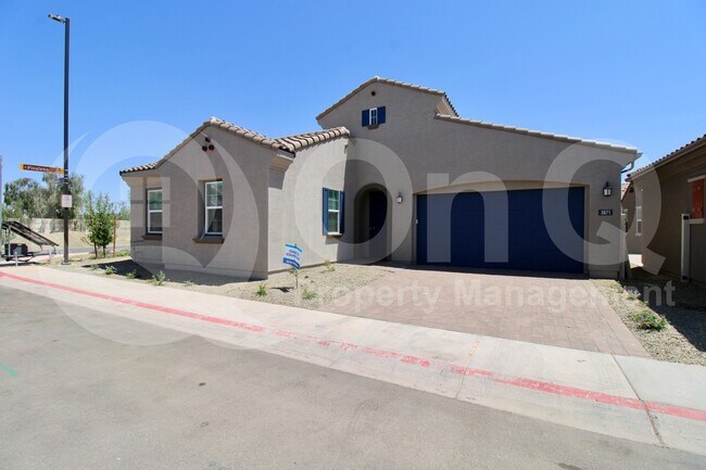 property at 3871 E Rainbow Dr