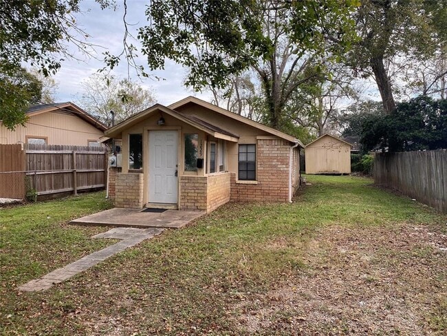 property at 1229 E Kyle Rd