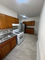 52 2nd St in Newark, NJ - Building Photo