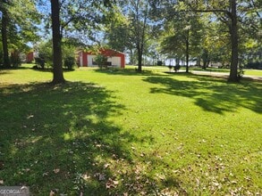 335 Gilmer St in Lavonia, GA - Building Photo - Building Photo