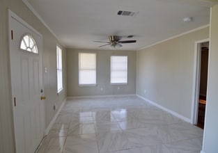 4378 Dawson Dr in Baton Rouge, LA - Building Photo - Building Photo