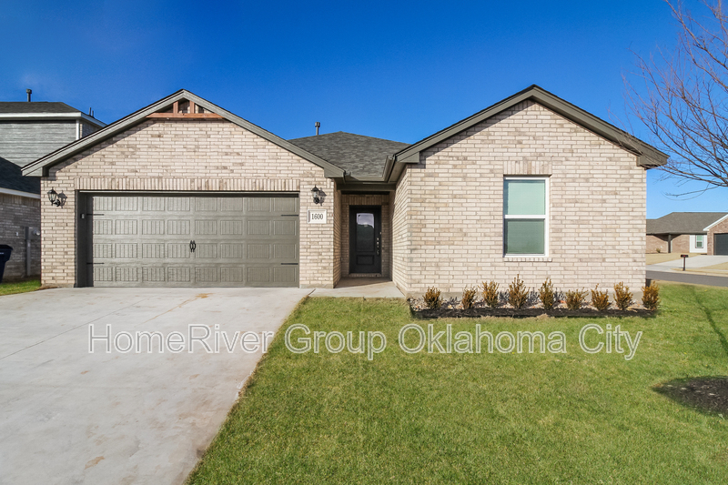 1600 Ruby Dr in El Reno, OK - Building Photo