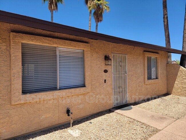18238 N 41st St in Phoenix, AZ - Building Photo - Building Photo