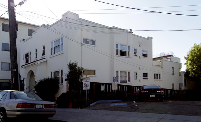 160 Athol Ave in Oakland, CA - Building Photo - Building Photo