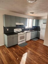 44 Nellie St in Providence, RI - Foto de edificio - Building Photo