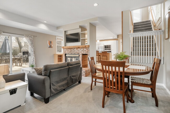 515 Maple Ave in Wilmette, IL - Building Photo - Building Photo