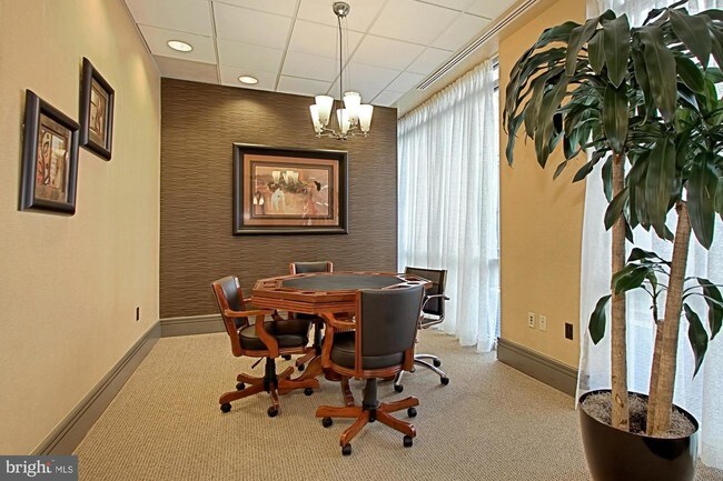 880 N Pollard St-Unit -926 in Arlington, VA - Foto de edificio - Building Photo