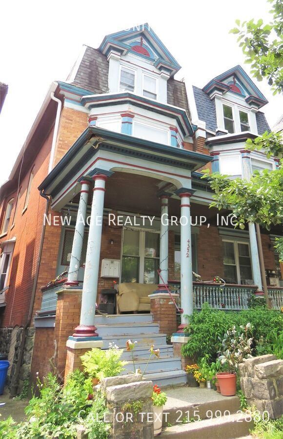 4332 Pine St in Philadelphia, PA - Building Photo - Building Photo