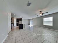 2243 Jungle Dr in Ruskin, FL - Building Photo - Building Photo