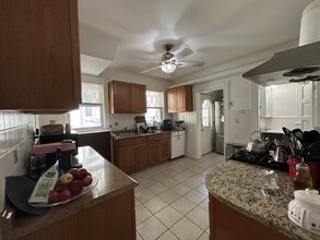 108 Brooks St in Boston, MA - Building Photo - Building Photo