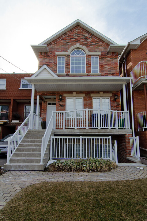 36 Coxwell Av in Toronto, ON - Building Photo