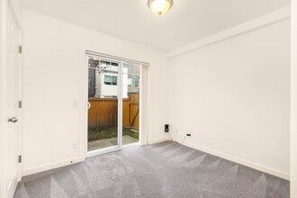 3424 34th Ave W in Seattle, WA - Building Photo - Building Photo