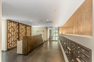 133-27 39th Ave in Queens, NY - Building Photo - Building Photo