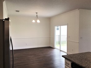 3066 Creek Village Ln in Green Cove Springs, FL - Building Photo - Building Photo