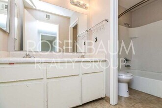 410 E 9th Ave, Unit 17 in Mesa, AZ - Building Photo - Building Photo