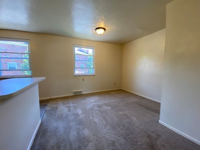 434 Vale Ave in Plum, PA - Building Photo - Building Photo