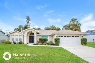 1401 Kirkwood St in North Port, FL - Building Photo