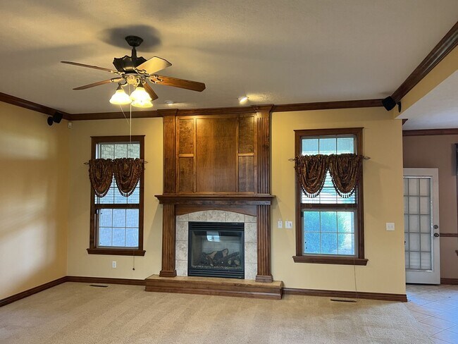 619 S Conroy Ave in Republic, MO - Building Photo - Building Photo