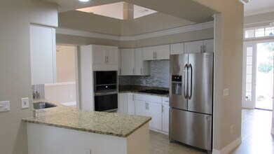 1326 SW Briarwood Dr in Port St. Lucie, FL - Building Photo - Building Photo