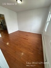 132 Beech St in Yonkers, NY - Building Photo - Building Photo