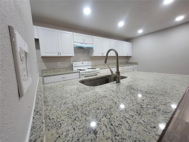 1160 Calle Del Norte in Casselberry, FL - Building Photo - Building Photo