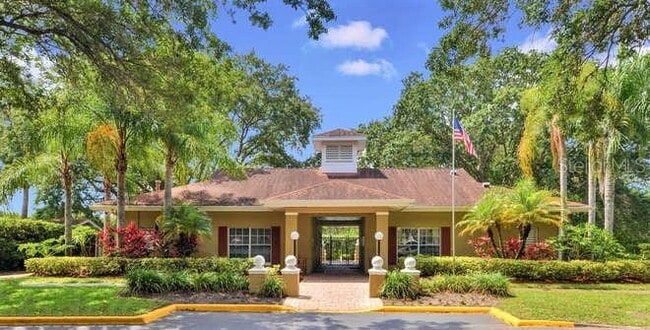 2690 Coral Landings Blvd in Palm Harbor, FL - Building Photo - Building Photo