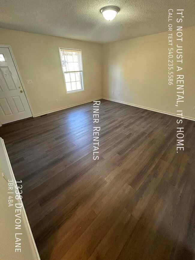 1338 Devon Ln in Harrisonburg, VA - Building Photo - Building Photo